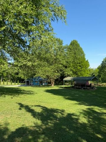 532 Campbells Ferry Lane, Jamestown, KY 42629