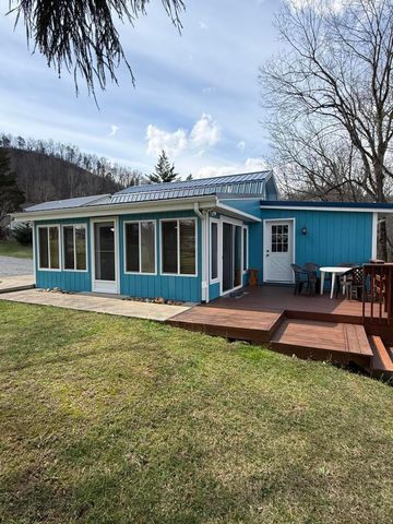 532 Campbells Ferry Lane, Jamestown, KY 42629