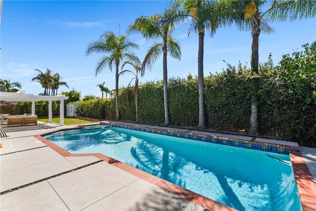 8522 Boise Drive, Huntington Beach, CA 92646