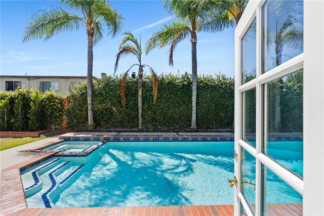8522 Boise Drive, Huntington Beach, CA 92646