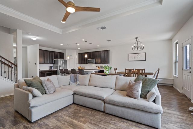 124 Northern Harrier CT, Leander, TX 78641