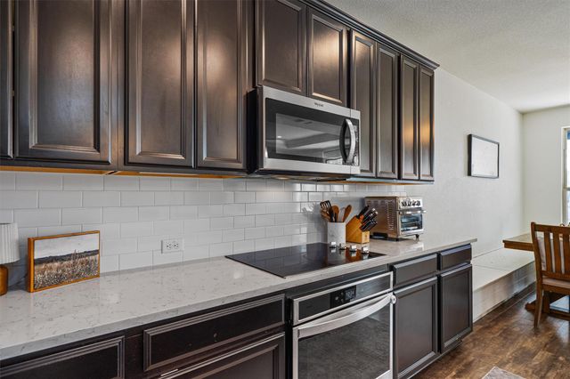 124 Northern Harrier CT, Leander, TX 78641