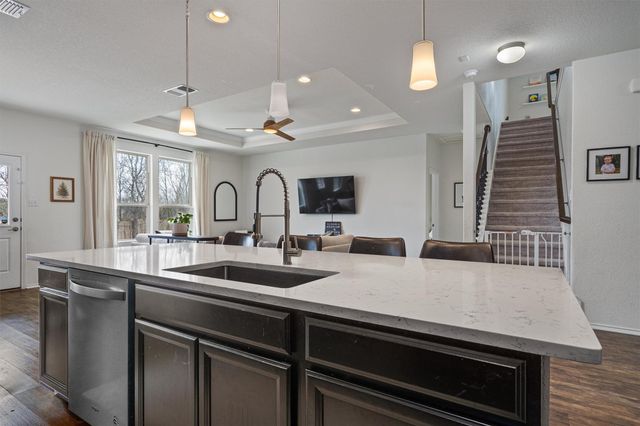 124 Northern Harrier CT, Leander, TX 78641