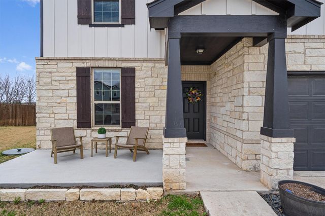 124 Northern Harrier CT, Leander, TX 78641