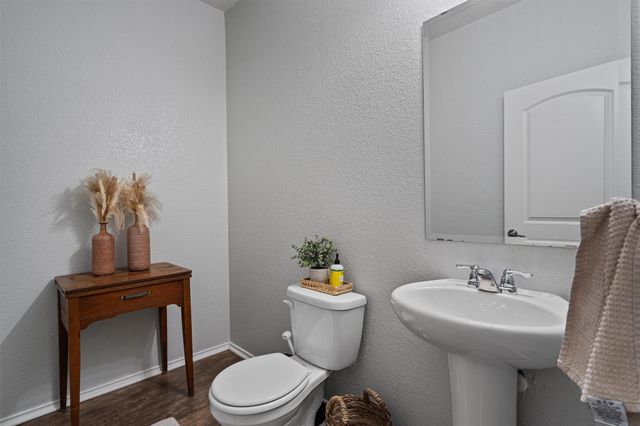 124 Northern Harrier CT, Leander, TX 78641