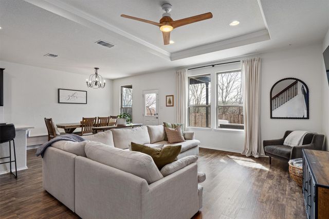 124 Northern Harrier CT, Leander, TX 78641