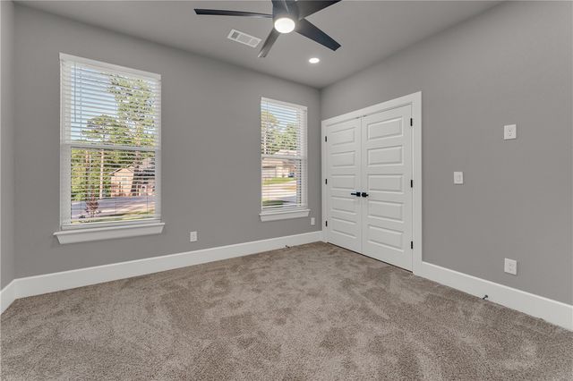 11 Ellesmere Lane, Bella Vista, AR 72714