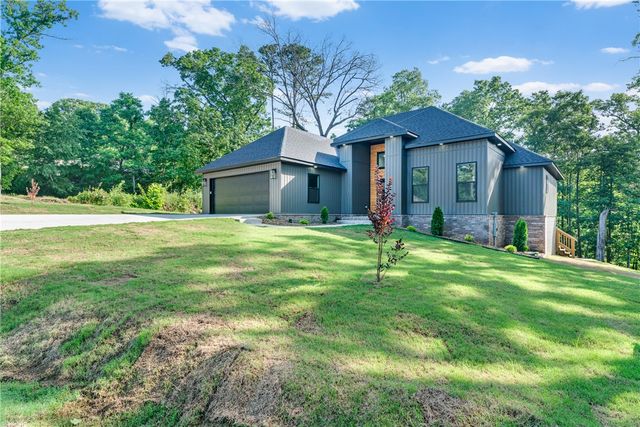 11 Ellesmere Lane, Bella Vista, AR 72714