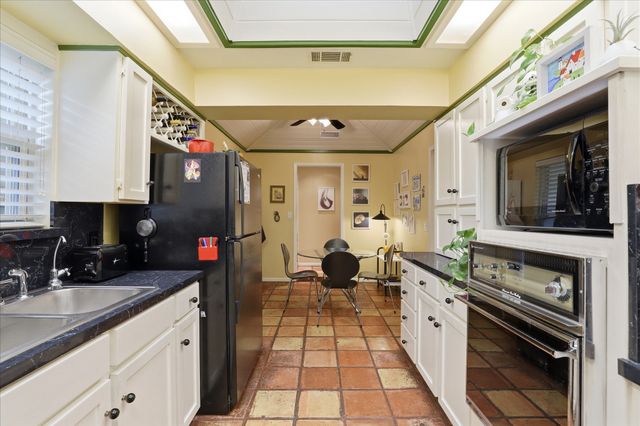 2304 Torrey Manor, Plano, TX 75023