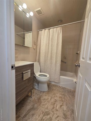 9 Court Street, Elmont, NY 11003