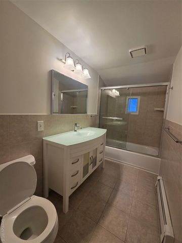 9 Court Street, Elmont, NY 11003