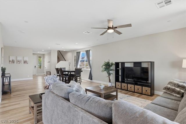 724 North Naples Street, Henderson, NV 89015