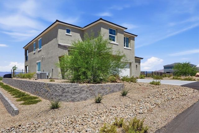724 North Naples Street, Henderson, NV 89015