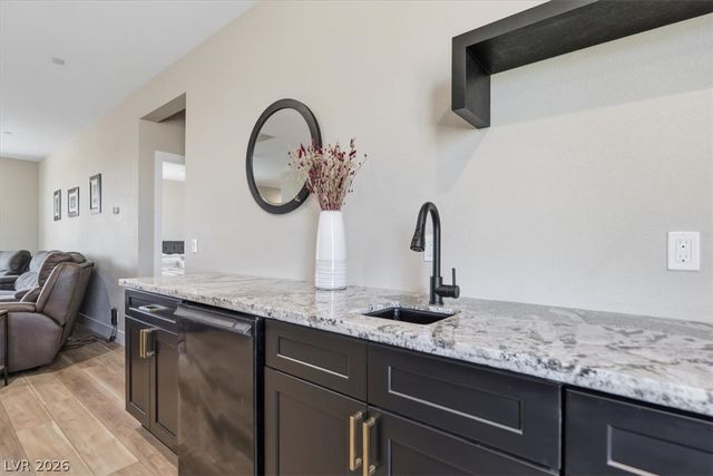 724 North Naples Street, Henderson, NV 89015