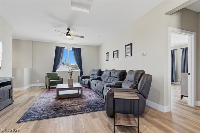 724 North Naples Street, Henderson, NV 89015