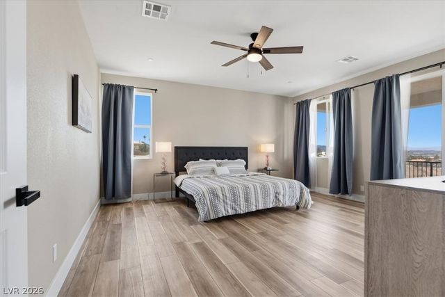 724 North Naples Street, Henderson, NV 89015