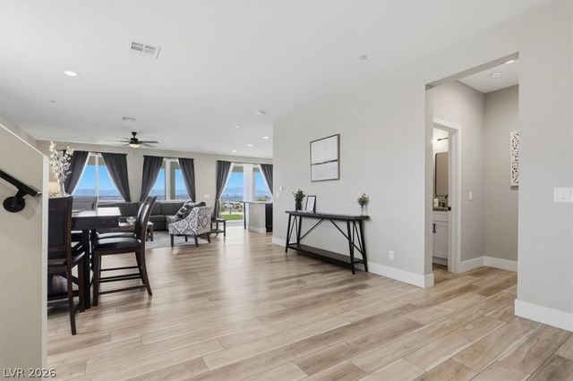 724 North Naples Street, Henderson, NV 89015