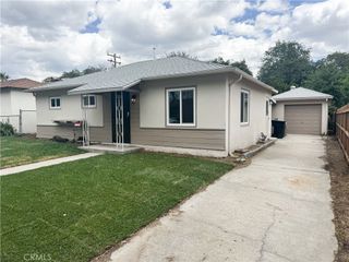 2443 Roxbury Drive N, San Bernardino, CA 92404