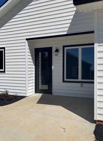 111 Daniel Avenue, Seneca, SC 29678