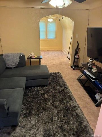269 Eastlawn Street, Detroit, MI 48215