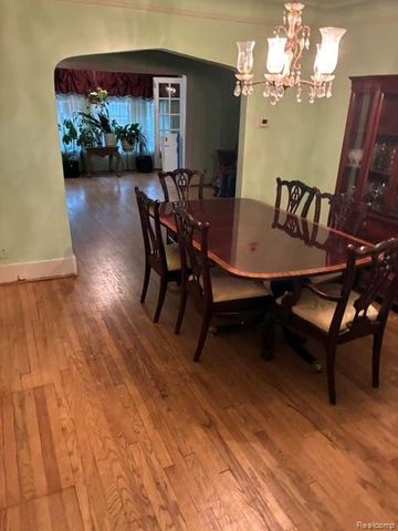 269 Eastlawn Street, Detroit, MI 48215
