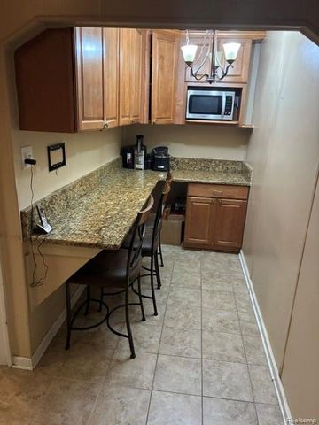 269 Eastlawn Street, Detroit, MI 48215