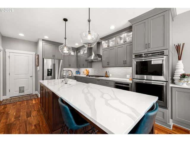 6244 Se JESS Ct, Hillsboro, OR 97123