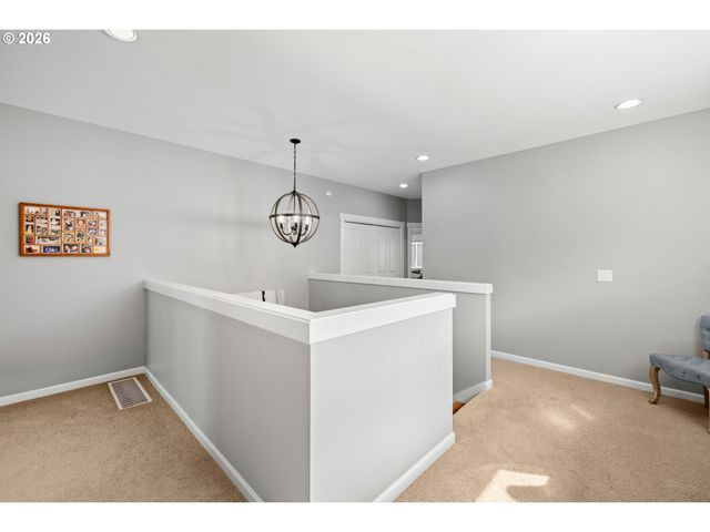 6244 Se JESS Ct, Hillsboro, OR 97123