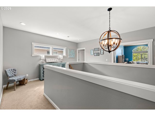 6244 Se JESS Ct, Hillsboro, OR 97123