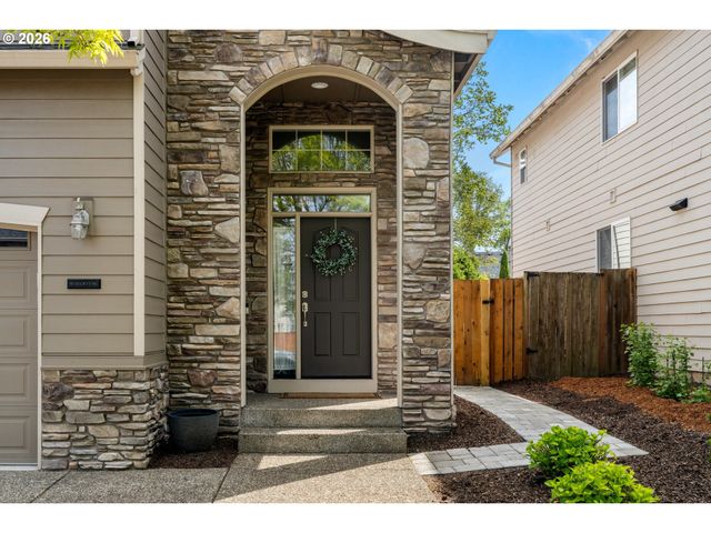 6244 Se JESS Ct, Hillsboro, OR 97123