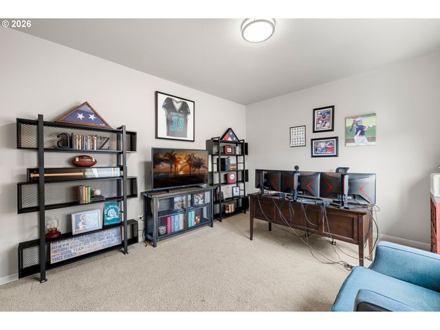 6244 Se JESS Ct, Hillsboro, OR 97123