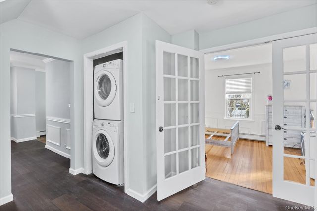 81 Fairground Avenue, Huntington Station, NY 11746