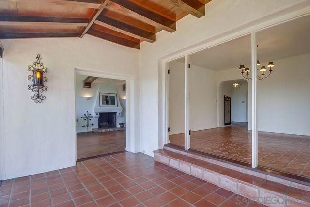 2854 ALBATROSS ST, San Diego, CA 92103