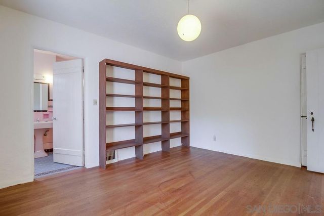 2854 ALBATROSS ST, San Diego, CA 92103