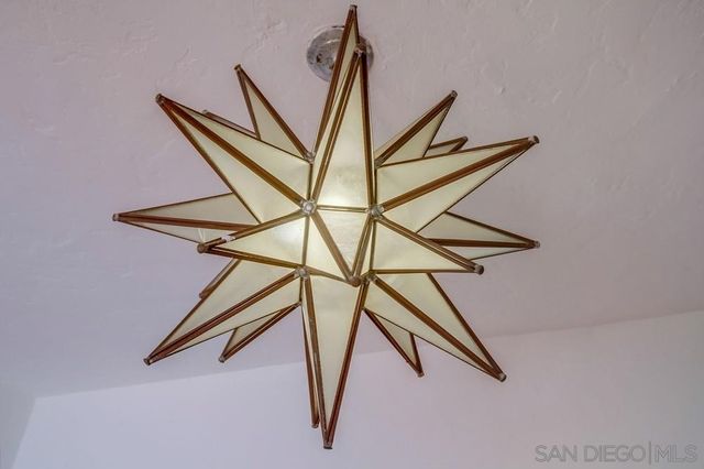 2854 ALBATROSS ST, San Diego, CA 92103