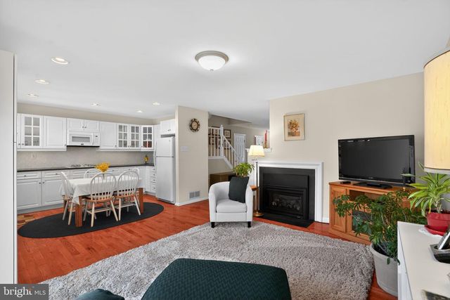 1704 SMEDLEY CT, Maple Glen, PA 19002