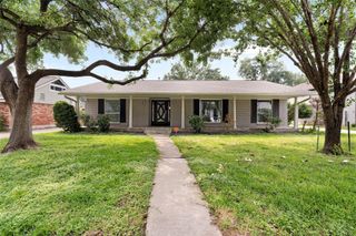 5027 Wigton Drive, Houston, TX 77096