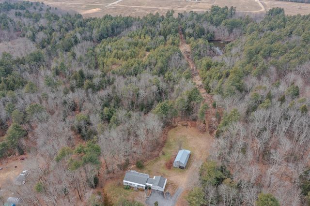 141 Raymond Road, Deerfield, NH 03037