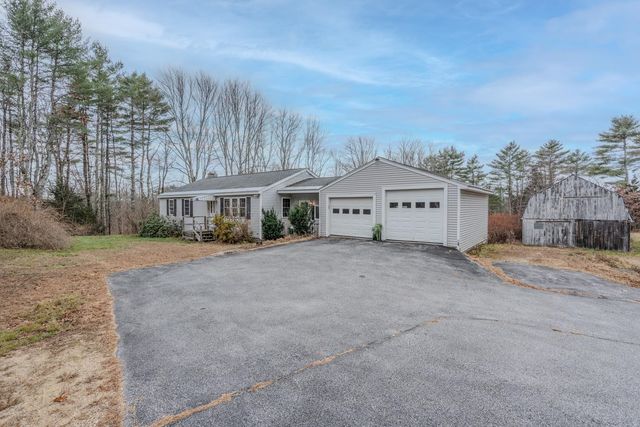 141 Raymond Road, Deerfield, NH 03037