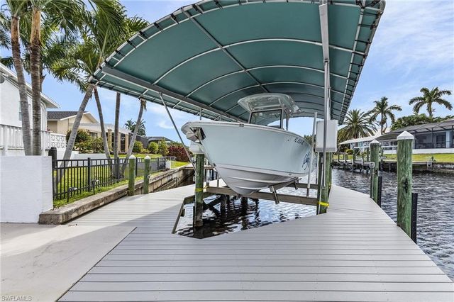 3614 SE 17th AVE, Cape Coral, FL 33904