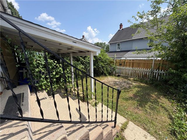 629 Martins Lane, Bethlehem City, PA 18018