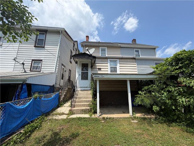 629 Martins Lane, Bethlehem City, PA 18018
