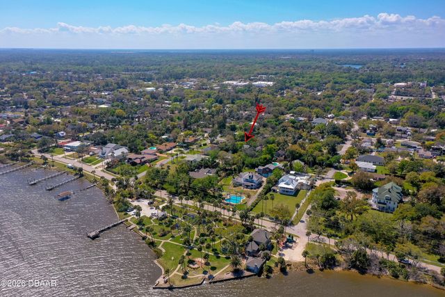 203 Grove Street, Ormond Beach, FL 32174