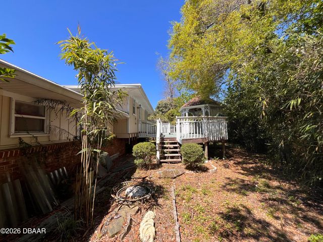 203 Grove Street, Ormond Beach, FL 32174