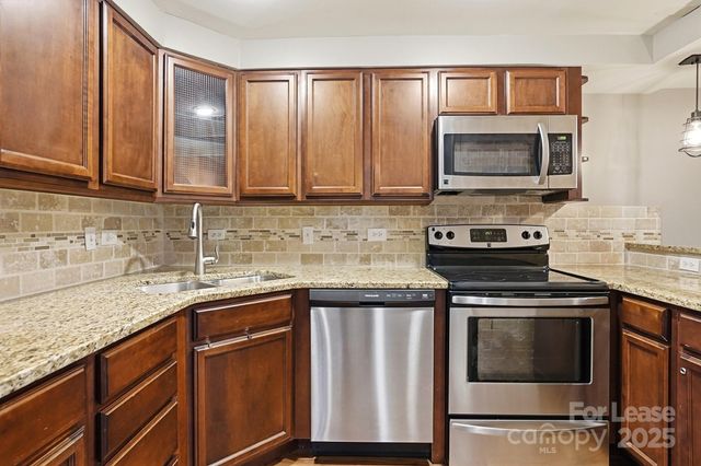 229 N Poplar Street 1, Charlotte, NC 28202