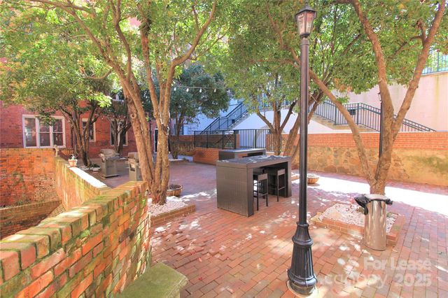 229 N Poplar Street 1, Charlotte, NC 28202