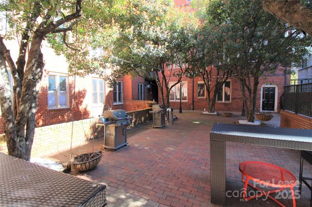 229 N Poplar Street 1, Charlotte, NC 28202