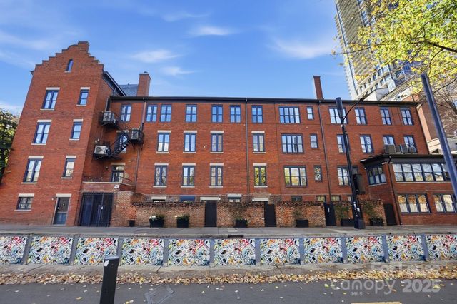 229 N Poplar Street 1, Charlotte, NC 28202