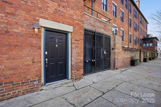 229 N Poplar Street 1, Charlotte, NC 28202