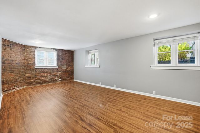 229 N Poplar Street 1, Charlotte, NC 28202